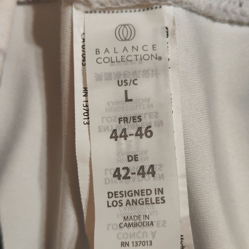Balance Collection Cropped Leggings - Picture 4 of 5